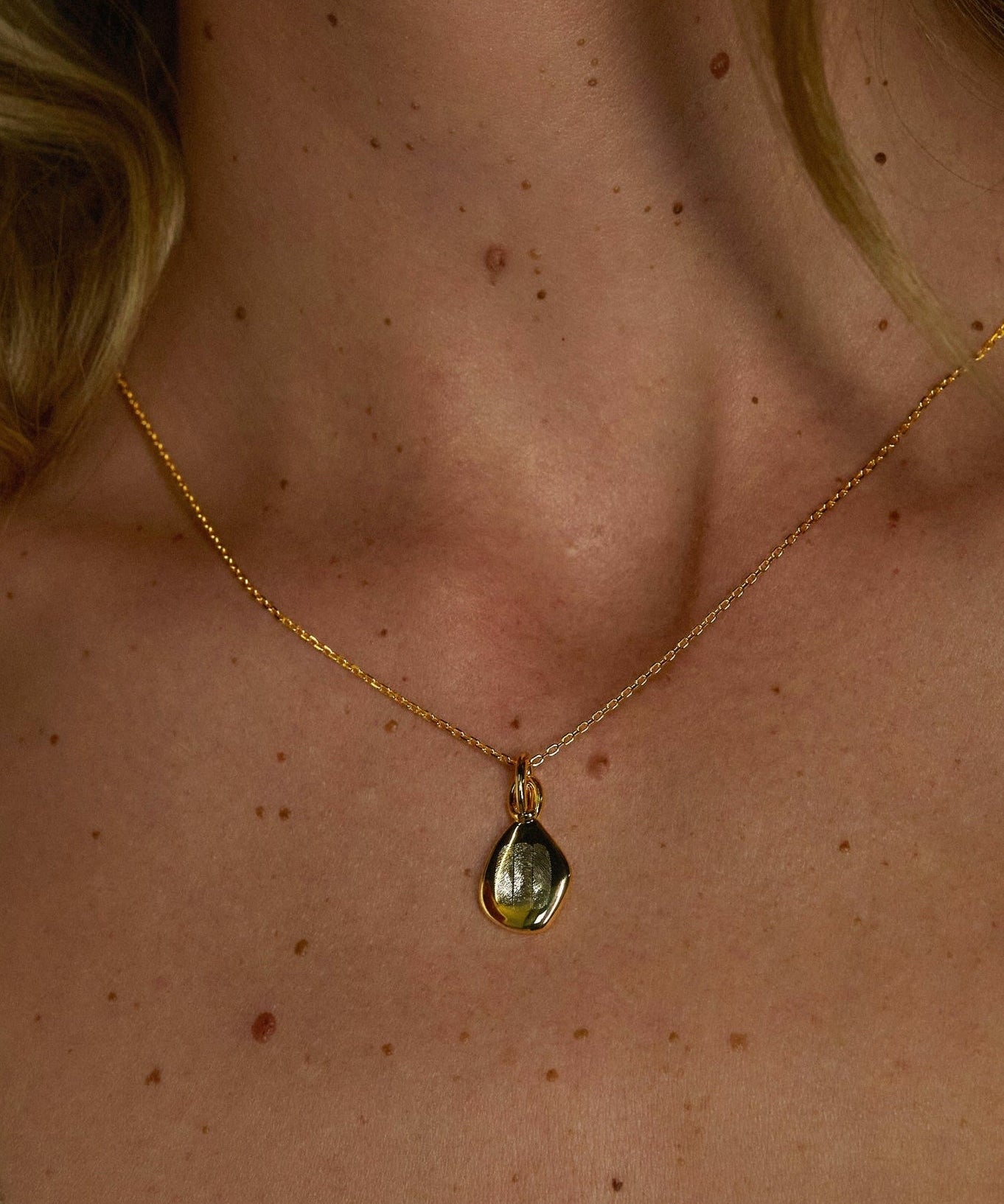 18k Gold