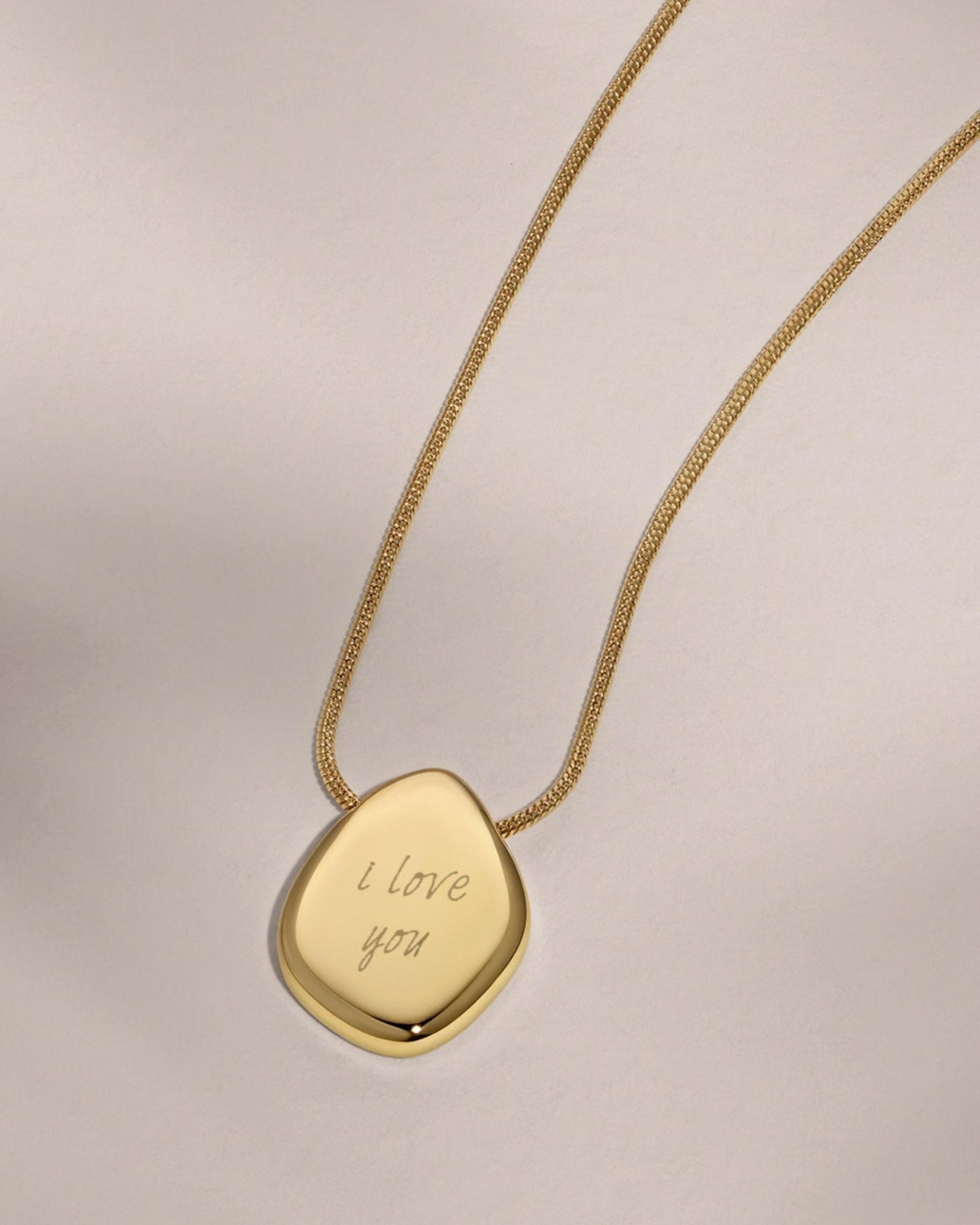 18k Gold 