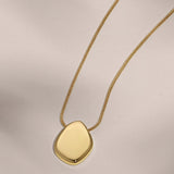 18k Gold | Text