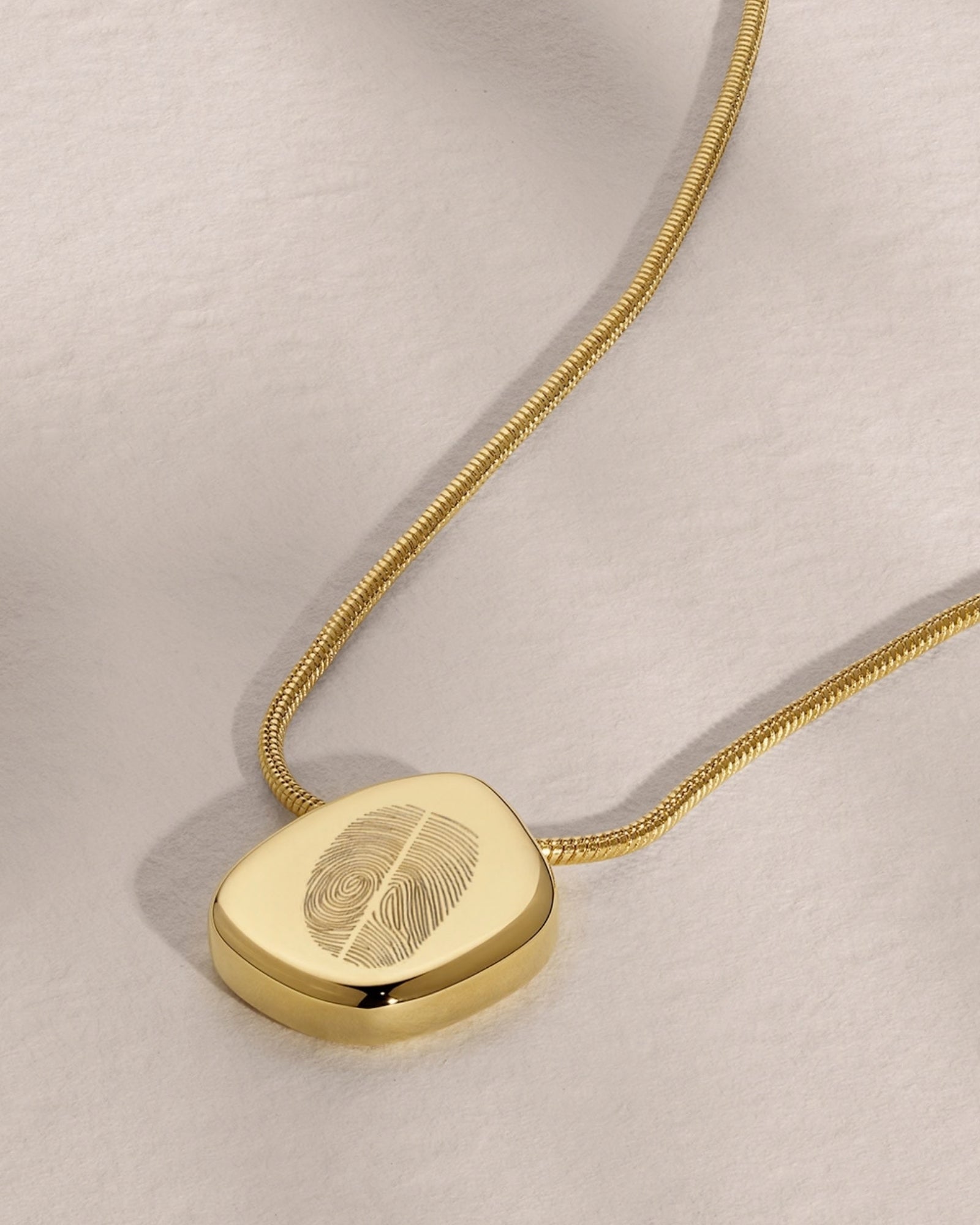 18k Gold