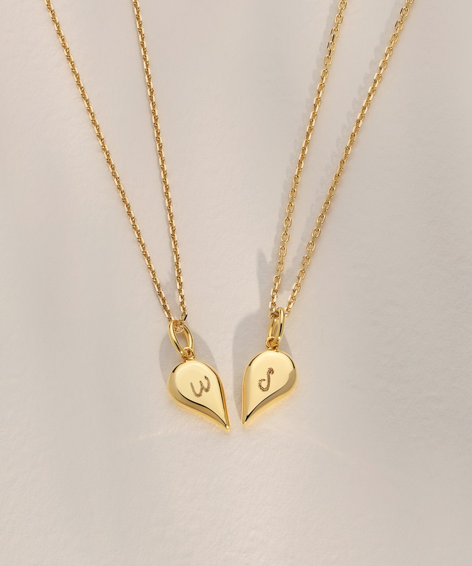 18k Gold  | Diamond Chain | Handwritten Initial
