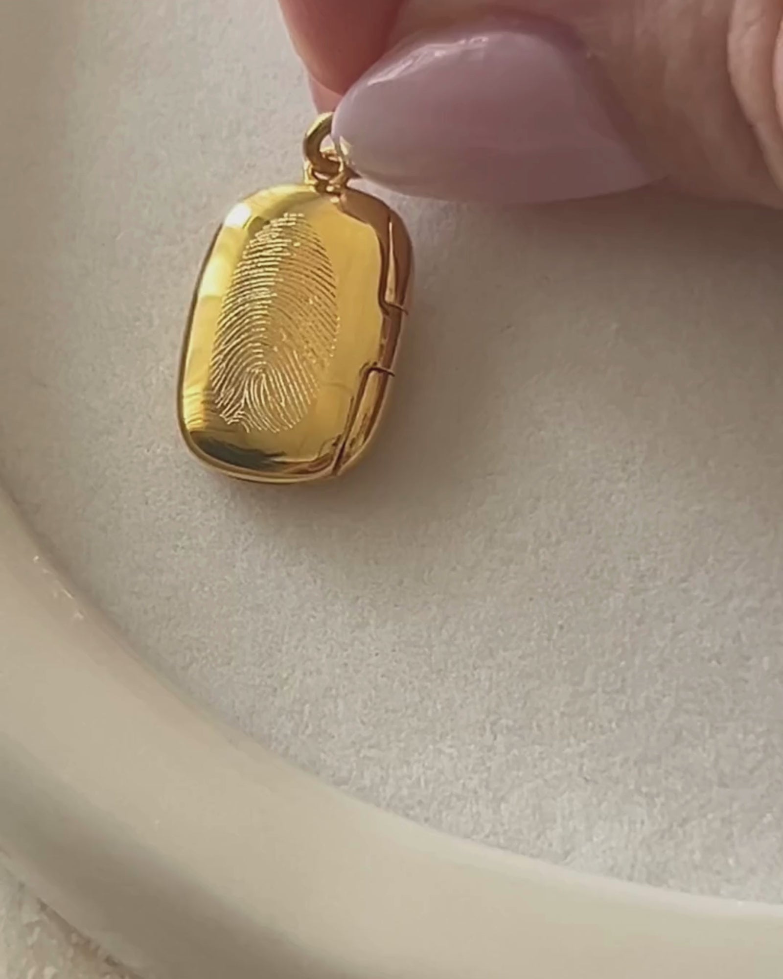 18k Gold